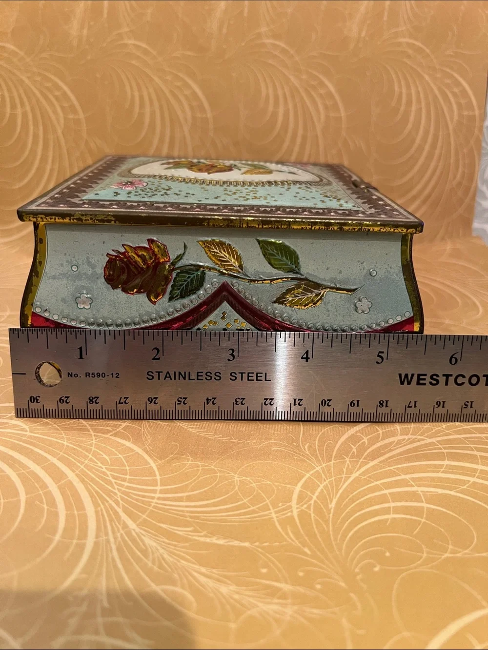 Vintage Rose Tin Trinket Box with Latch